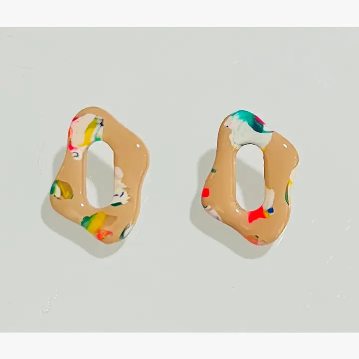 Tan Liv Studs