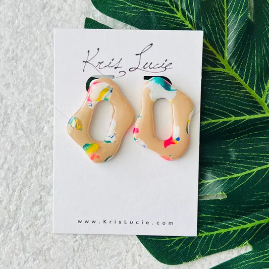 Tan Liv Studs