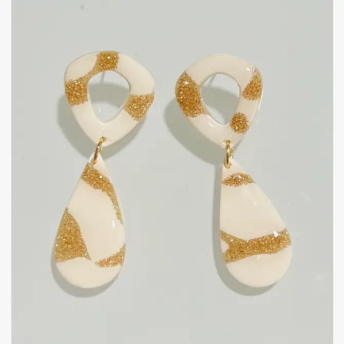 Glitter Pearl Earrings